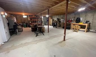 14 Grandview Dr, Berlin, NH 03570