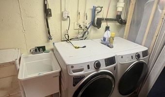 387 Southwick St, Agawam, MA 01030