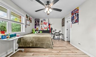 723 Canterbury Dr, Alma, AR 72921
