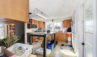 717 S 6th Ave, Absecon, NJ 08205