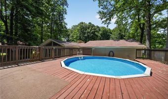 7430 Whitewood Dr, Ashtabula, OH 44004