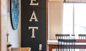 346 ALBERT Way, Appleton, WI 54915