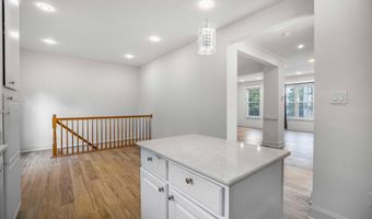 43782 BROOKLINE Ter, Ashburn, VA 20147