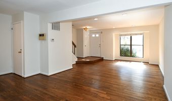 5175 KING CHARLES Way, Bethesda, MD 20814