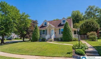 302 College Dr, Allentown, PA 18104
