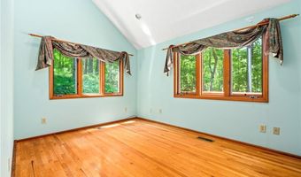 819 WINTERHAWK Dr, Auburn, AL 36830