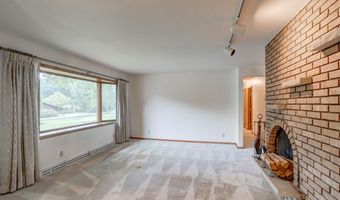 5241 Dommers Dr, Fitchburg, WI 53711
