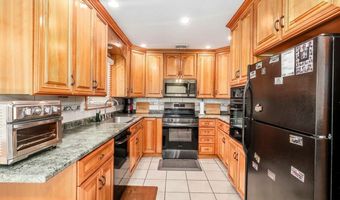 46 Jeanette Rd, Danbury, CT 06811