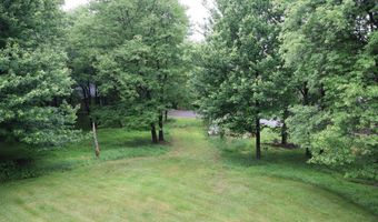 117 Chippewa Trl, Albrightsville, PA 18210