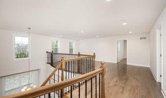 3000 N Spurway Dr, Ann Arbor, MI 48105