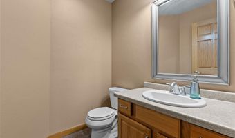 4013 E BENVALLEY Dr, Appleton, WI 54913