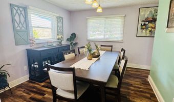 8422 Kankakee Ct, Indianapolis, IN 46217