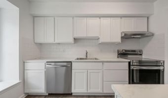 16 HERITAGE Dr, Dover, DE 19904
