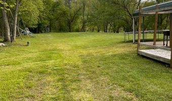 988 S Emerald Isle, Alderson, WV 24910