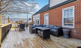 202 Black St, Barbourville, KY 40906