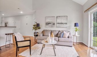 44357 OAKMONT MANOR Sq, Ashburn, VA 20147