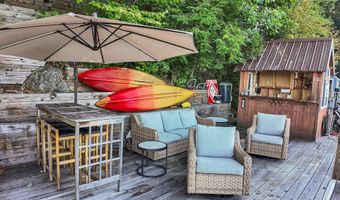 25 Georges Rd, Alton, NH 03810