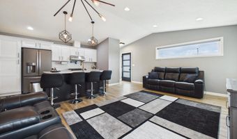 2508 Dean Ct, Brookings, SD 57006