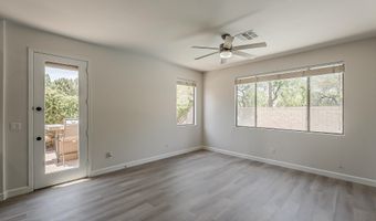 180 W ROADRUNNER Dr, Chandler, AZ 85286
