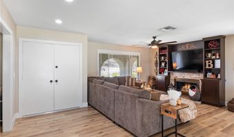 33127 Camelot Dr, Yucaipa, CA 92399