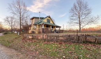 9372 State Highway PP, Ava, MO 65608