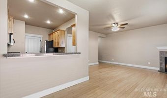 5273 W Morris Hill Rd, Boise, ID 83706