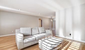 1708 RIDGECREST Dr SE, Albuquerque, NM 87108