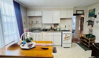 37 Lincoln Ave, Bristol, RI 02809