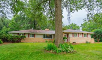 5241 Dommers Dr, Fitchburg, WI 53711