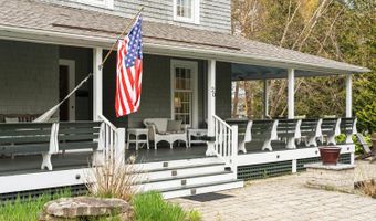 20 Albert Mdw, Bar Harbor, ME 04609