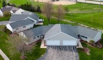 622 Meadowbrook Ct 622, Marshall, WI 53559