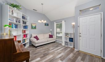 5633 Westwood Ln, The Colony, TX 75056