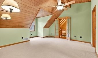 577 Schluersburg Rd, Augusta, MO 63332