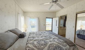 126 W SAINT JOHNS Way, Apollo Beach, FL 33572