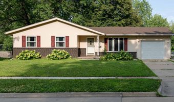 617 NW Beechwood St, Ankeny, IA 50023