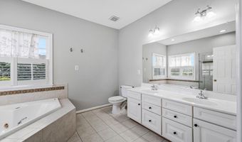 22247 WATERBERRY Ter, Ashburn, VA 20148