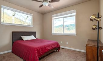 490 Conifer Way, Ashland, OR 97520