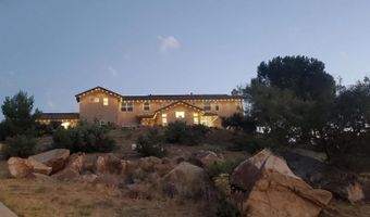 23475 Trappers Hollow Rd, Alpine, CA 91901