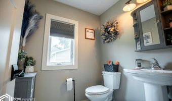 207 S Colby St, Algona, IA 50511