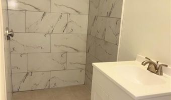 2 Fairmount Ave, Johnston, RI 02919