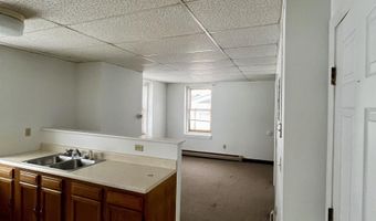 71 S Main St, Cambridge, VT 05444