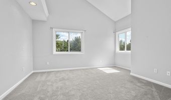 1303 Old Bridge Ln 1303, Bellingham, MA 02019