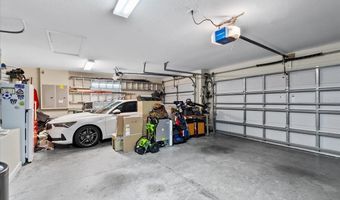 921 CLASSIC VIEW Dr, Auburndale, FL 33823
