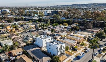 2404 S Cochran Ave, Los Angeles, CA 90016