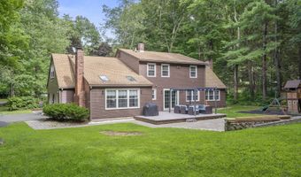 15 Blueberry Ln, Burlington, CT 06013