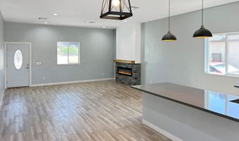 8518 W TROY Dr, Arizona City, AZ 85123