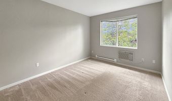 14735 SW BEARD Rd 102, Beaverton, OR 97007