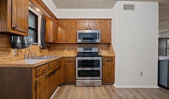 1613 O'Connell St, Arkadelphia, AR 71923