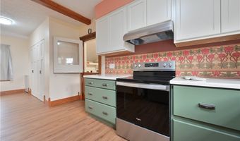 891 Park Ave, Amherst, OH 44001