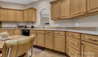 44 Pacifico Dr, Asheville, NC 28806